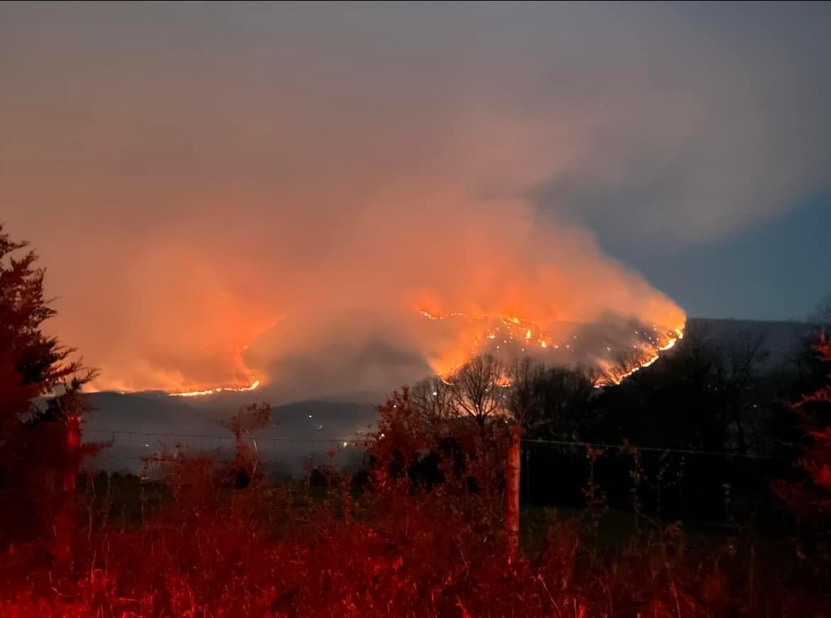 L'Association américaine de cardiologie alerte sur les risques cardiovasculaires accrus liés à la fumée des incendies canadiens