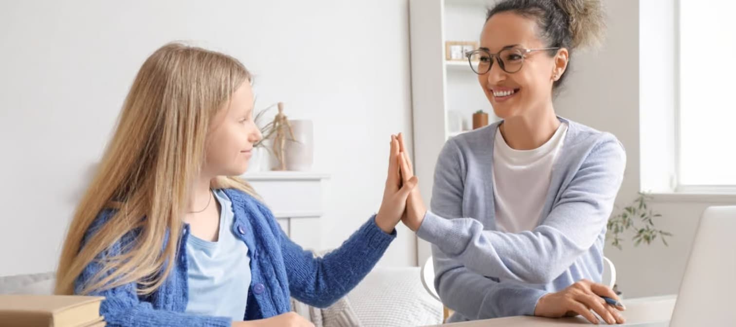 Canadians Turn to Side Hustles for Financial Resilience Amid Economic Pressures